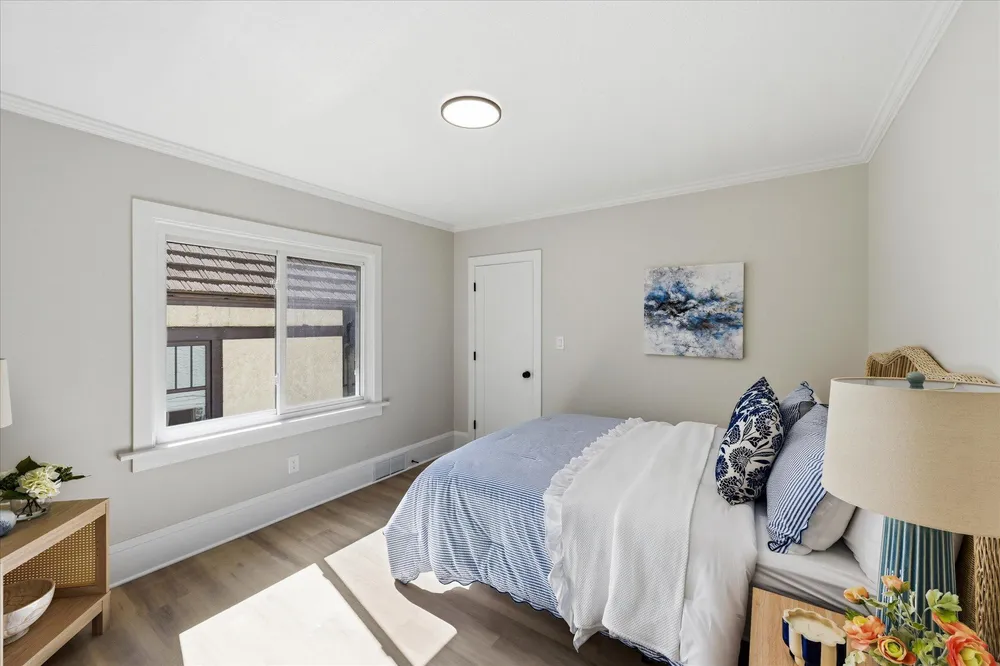 1245 Jefferson Ave, Saint Paul, MN 55105