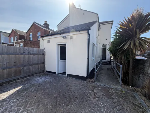 Mortimer Road, SOUTHAMPTONphoto