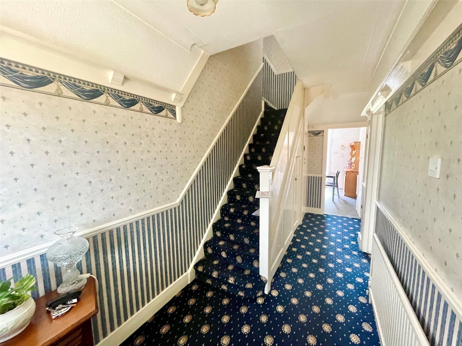 Elmsleigh Drive, Leigh-on-Sea, Essex, SS9 Image 3