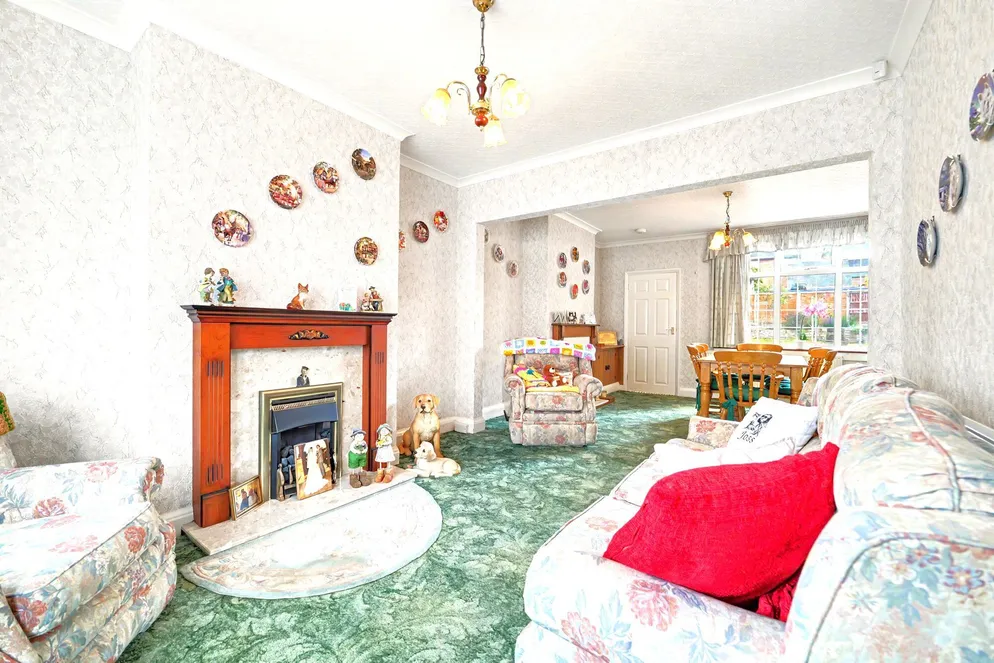 Property carousel item 2