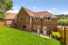 Herb Grove, Banstead, SM7 photo 13