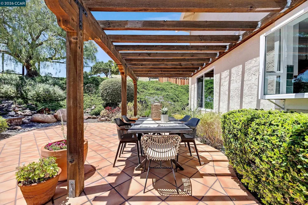 11433 Wildcat Ct, Dublin, CA 94568