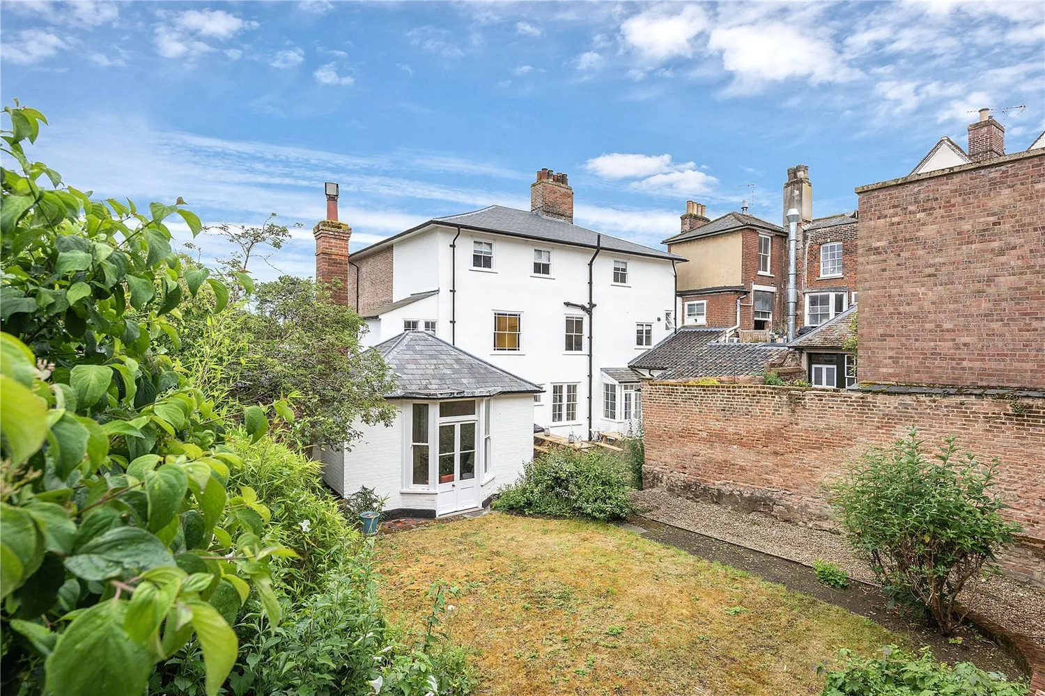 Angel Hill, Bury St Edmunds, IP33 photo 4