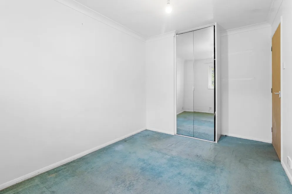 Property carousel item 20