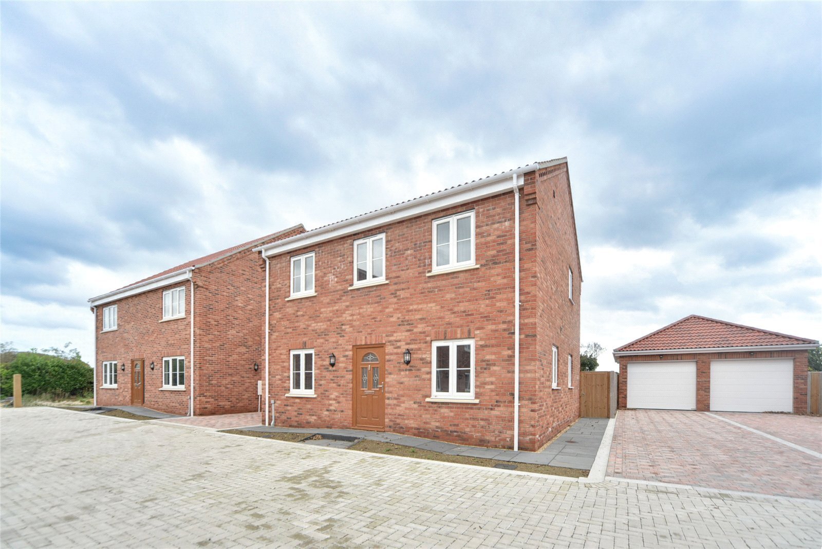 Skye Gardens, Feltwell, Thetford, Norfolk, IP26 Image 1