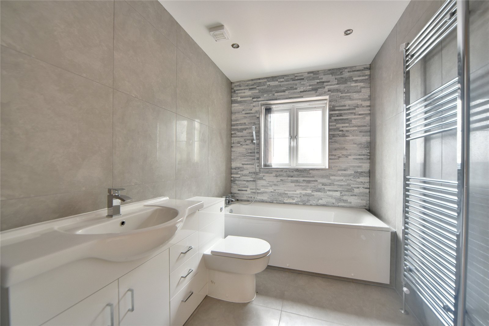 Skye Gardens, Feltwell, Thetford, Norfolk, IP26 Image 4