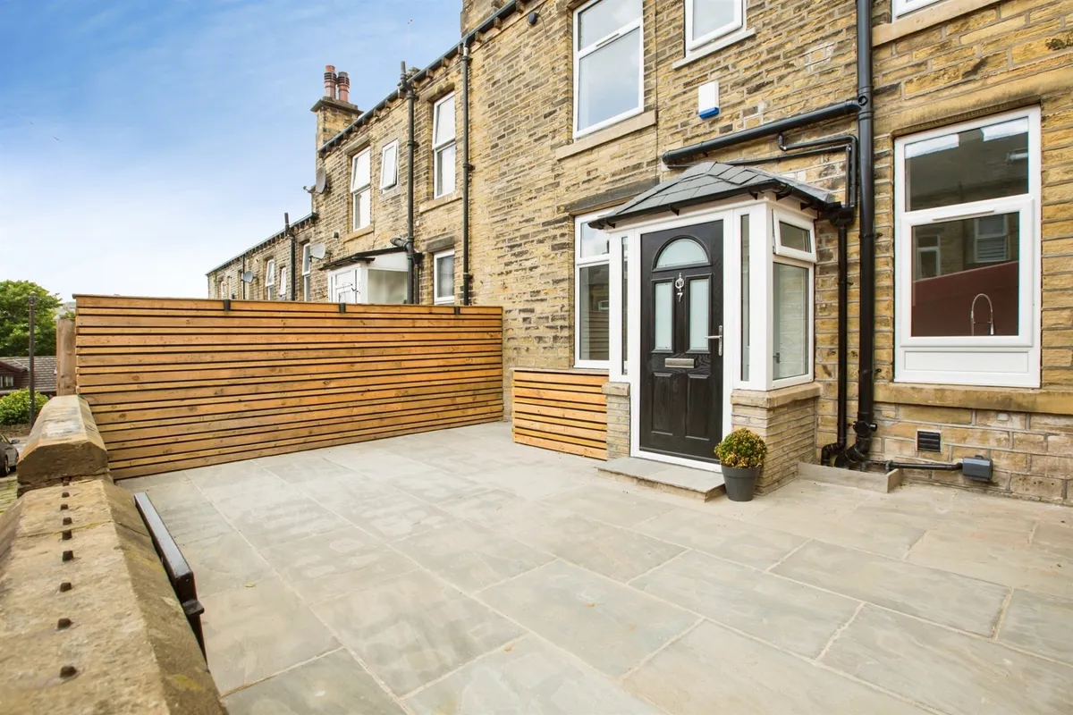 Siddal Grove, HALIFAX