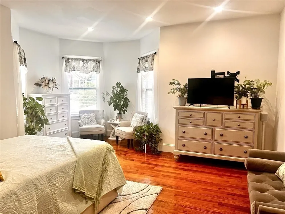 41 Gleason St, Boston, MA 02121