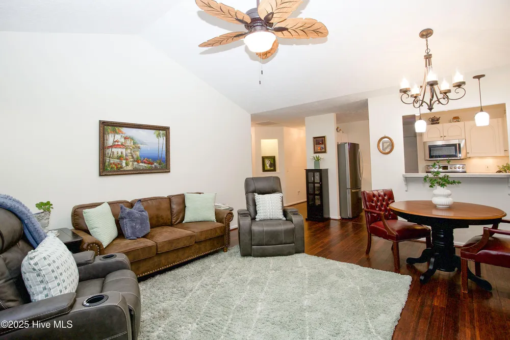 320 Hiscott Ln, Pinehurst, NC 28374
