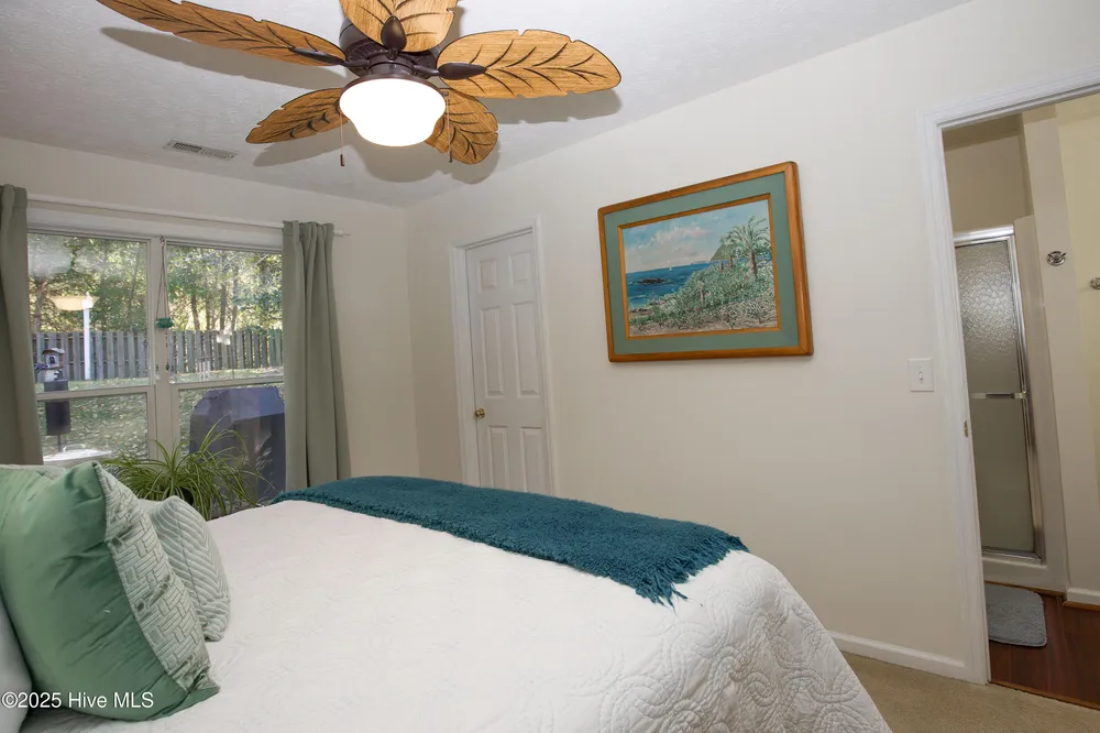 320 Hiscott Ln, Pinehurst, NC 28374