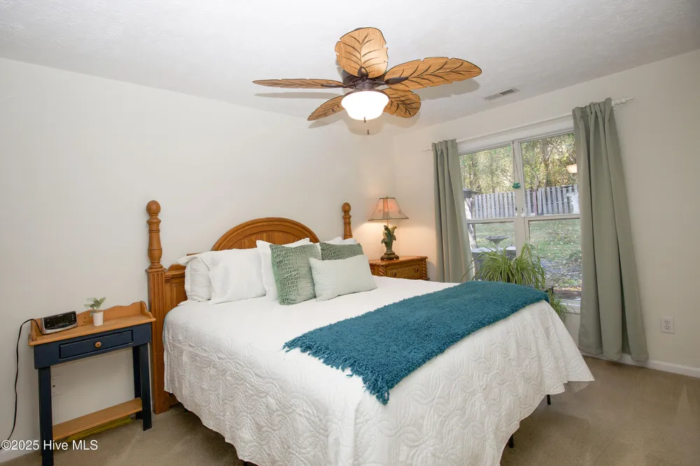 320 Hiscott Ln, Pinehurst, NC 28374