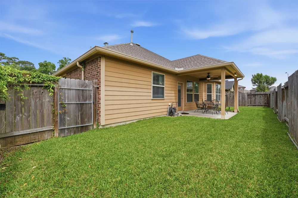 23722 Bernshausen Dr, Spring, TX 77389-2059