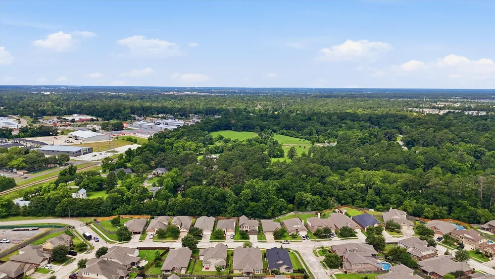 23722 Bernshausen Dr, Spring, TX 77389-2059