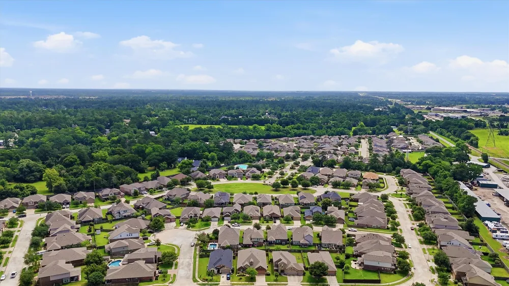 23722 Bernshausen Dr, Spring, TX 77389-2059