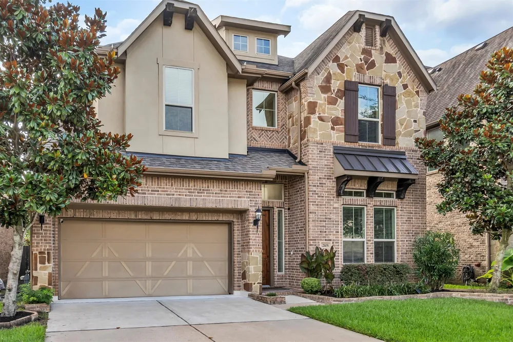 2105 Westbourne Park Dr, Houston, TX 77077