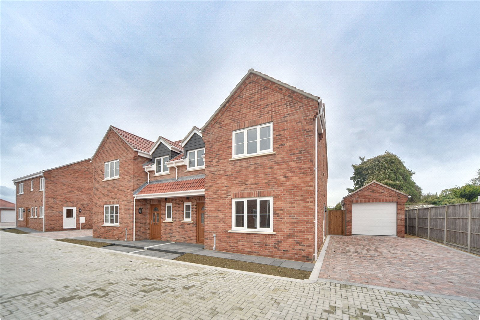 Skye Gardens, Feltwell, Thetford, Norfolk, IP26 Image 1