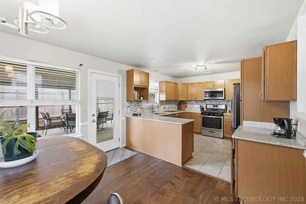 9107 S 85th East Ave, Tulsa, OK 74133