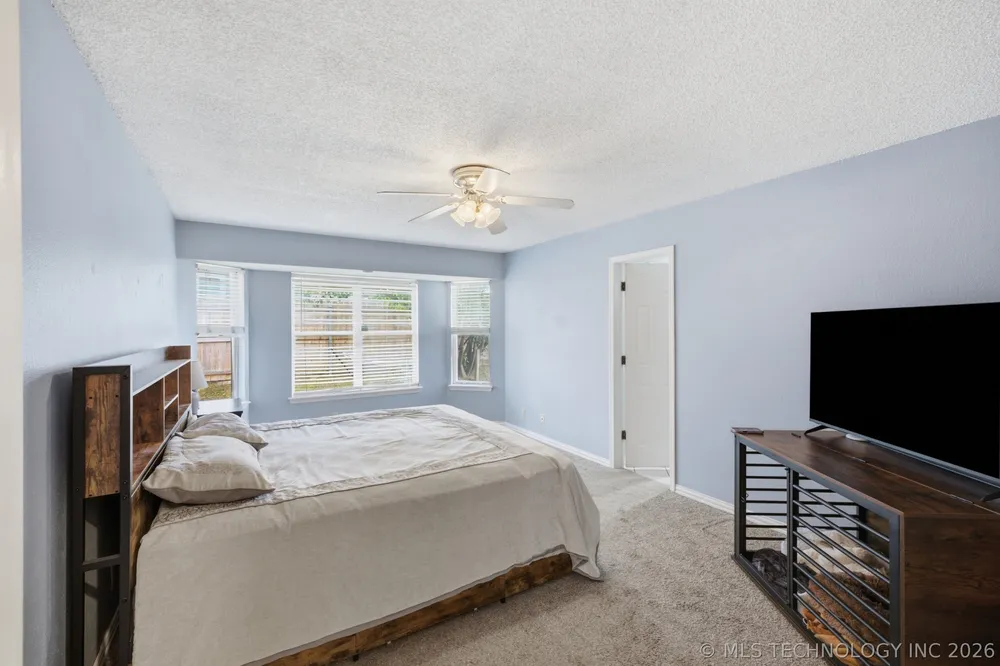 9107 S 85th East Ave, Tulsa, OK 74133