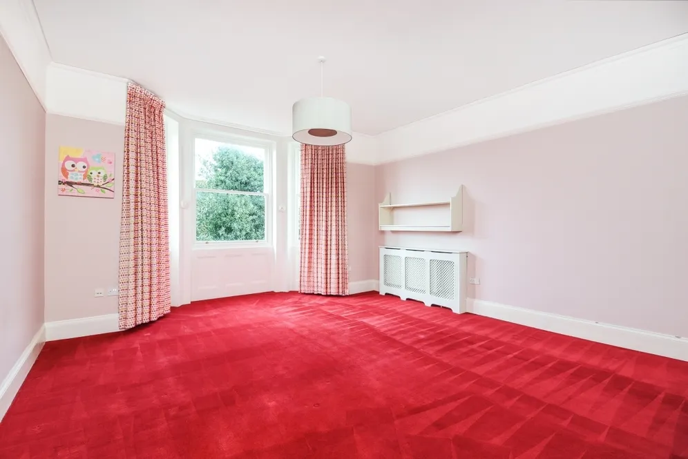 West Drive Brighton BN2 photo 9