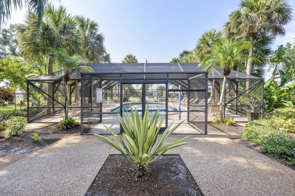 4149 Palm Forest Dr S, Delray Beach, FL 33445