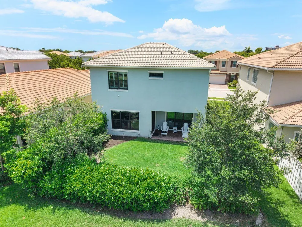 9013 NW 39th St, Coral Springs, FL 33065