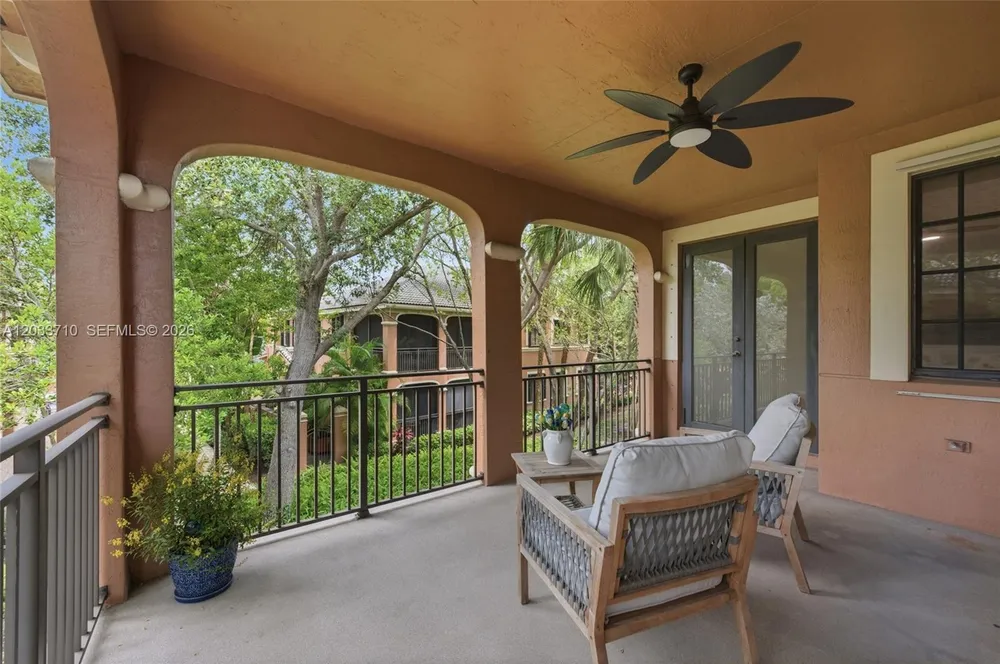 2794 Kinsington Cir, Weston, FL 33332