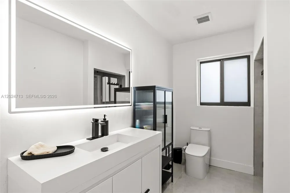 13010 Griffing Blvd, North Miami, FL 33161