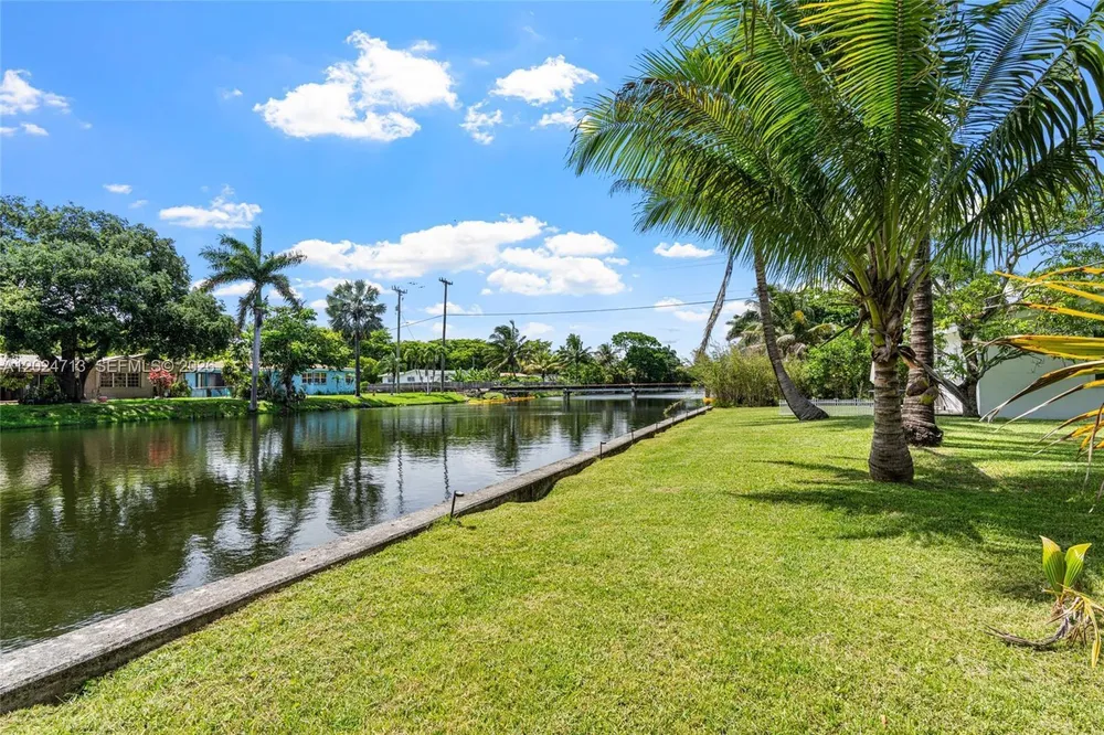 13010 Griffing Blvd, North Miami, FL 33161