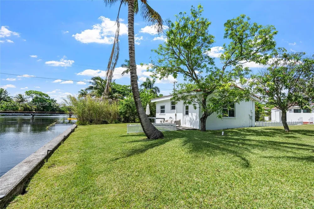 13010 Griffing Blvd, North Miami, FL 33161