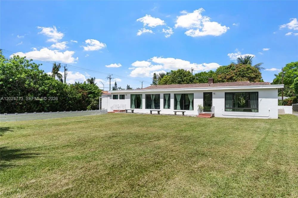 13010 Griffing Blvd, North Miami, FL 33161