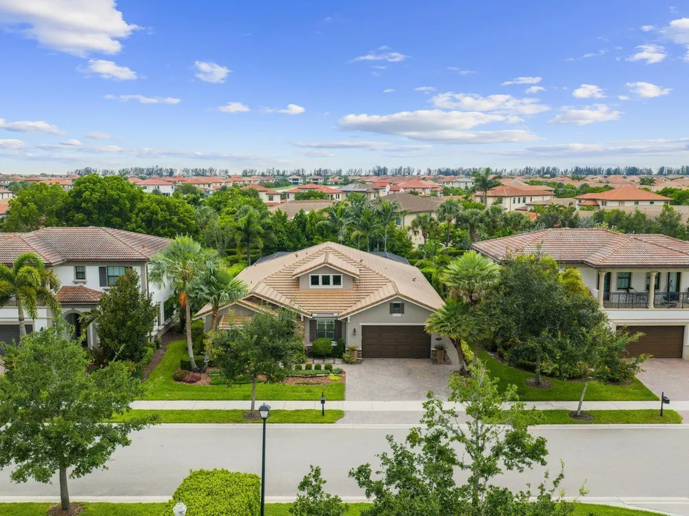 8785 Watercrest Circle W, Parkland, FL 33076-2677