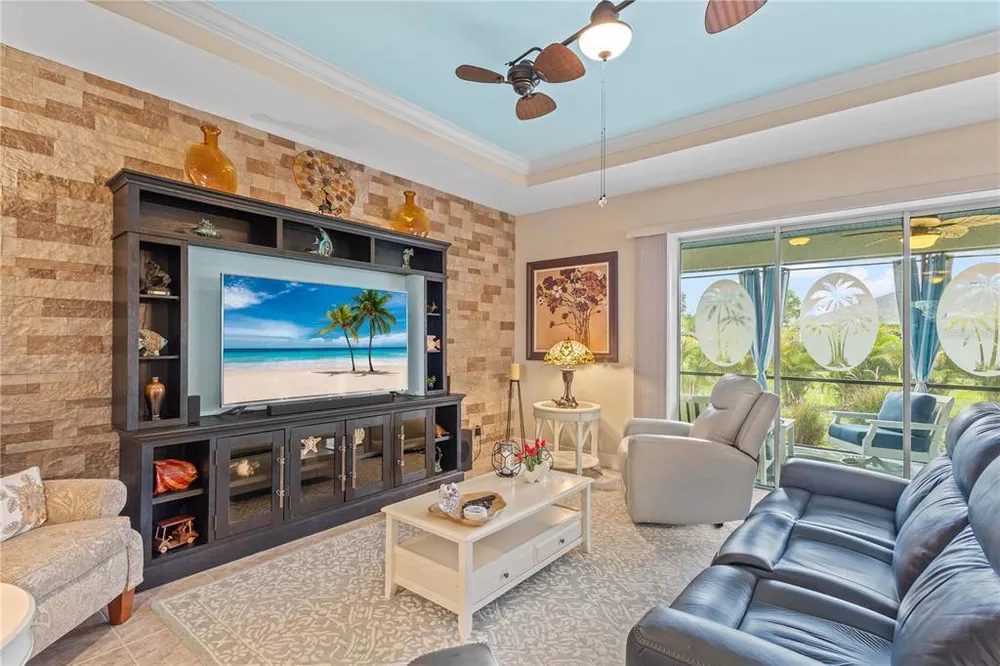 117 Beau Rivage Dr, Rotonda, FL 33947