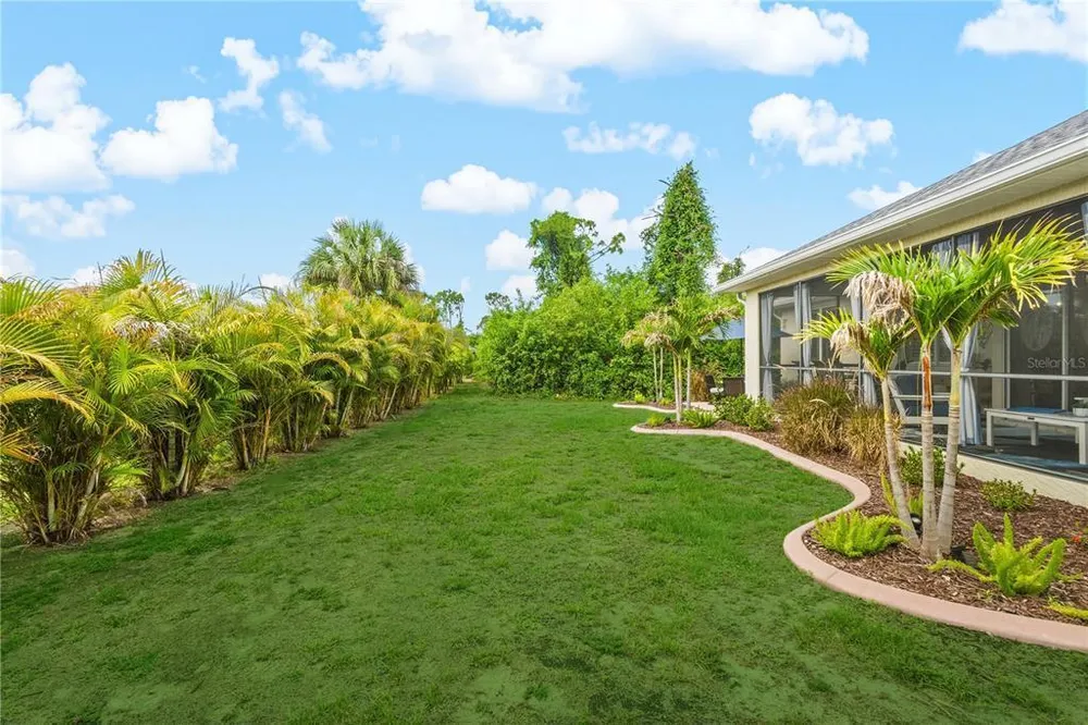 117 Beau Rivage Dr, Rotonda, FL 33947