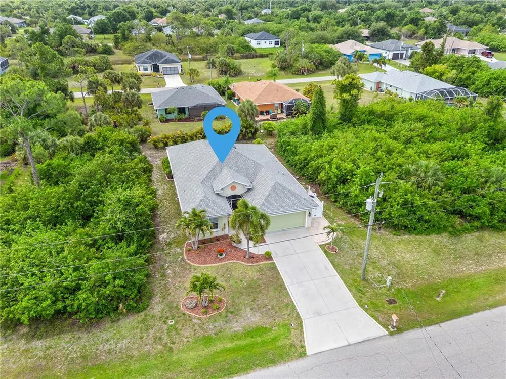 117 Beau Rivage Dr, Rotonda, FL 33947
