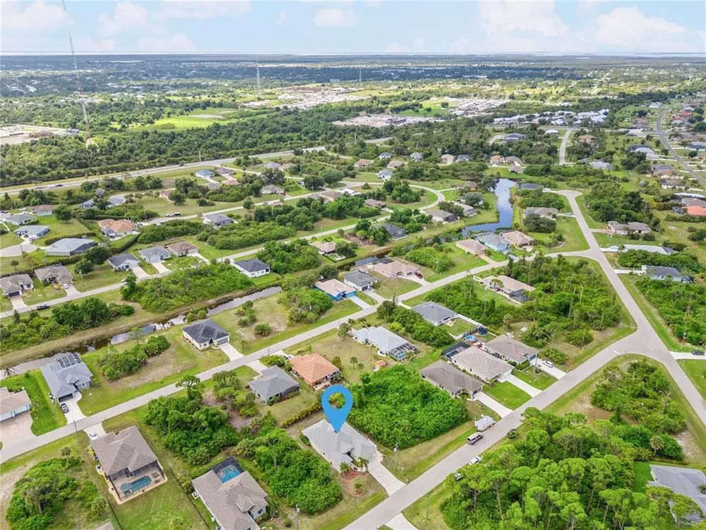 117 Beau Rivage Dr, Rotonda, FL 33947