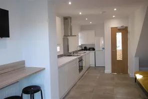Main property image