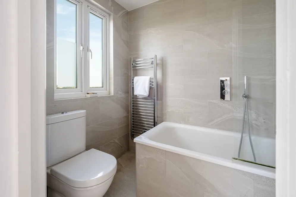 Clifton Road, London, N22 photo 13