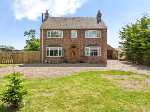 Sandtoft Road, Thorne, Doncasterphoto