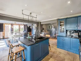 Sandtoft Road, Thorne, Doncaster thumb 3