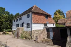 Easteds Lane, Southwater, RH13 photo 14