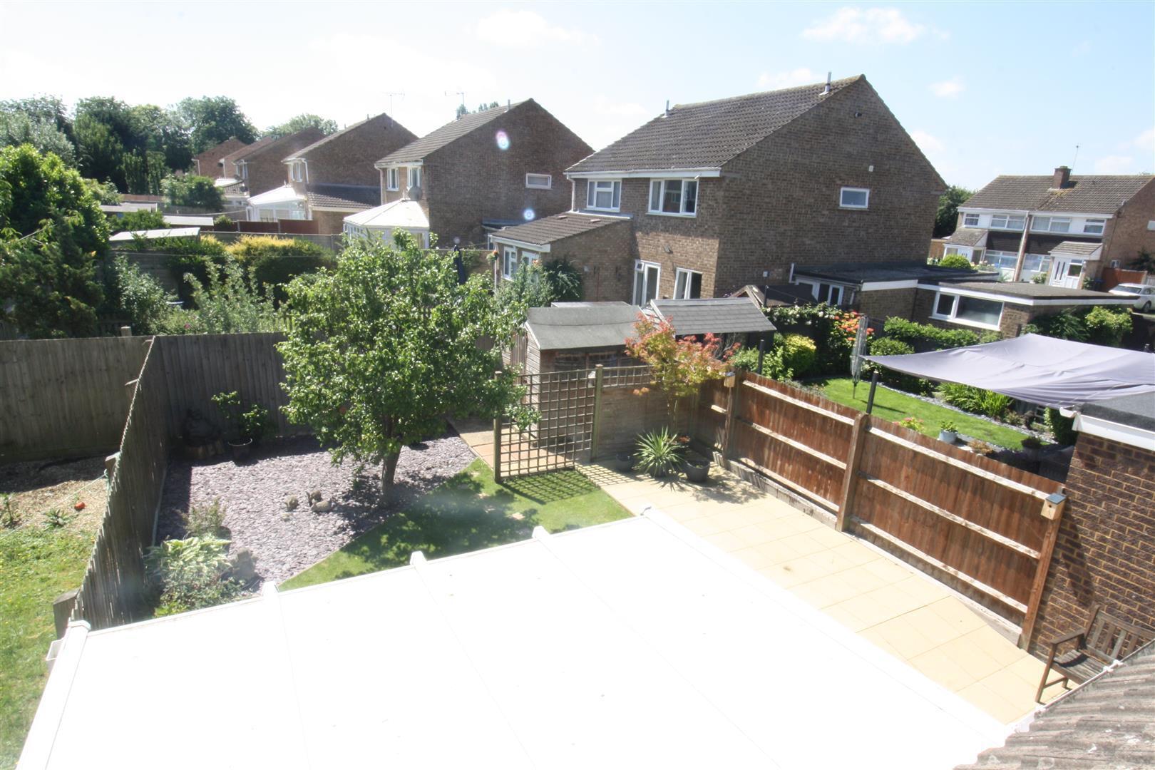 Magenta Close, Bletchley, Milton Keynes Image 4
