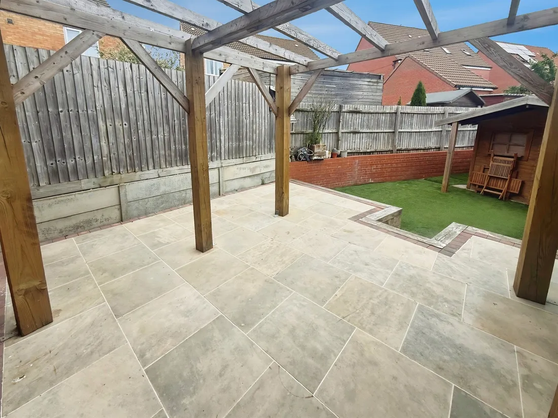 Property photo 9