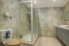 Robin Hood Way, London, SW15 photo 6