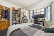 Robin Hood Way, London, SW15 photo 7