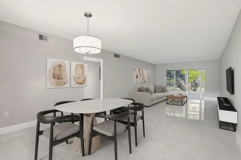 2202 Lucaya Bend, Coconut Creek, FL 33066