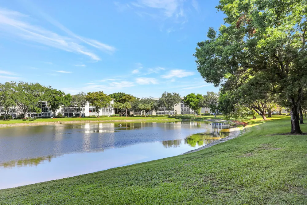 2202 Lucaya Bend, Coconut Creek, FL 33066