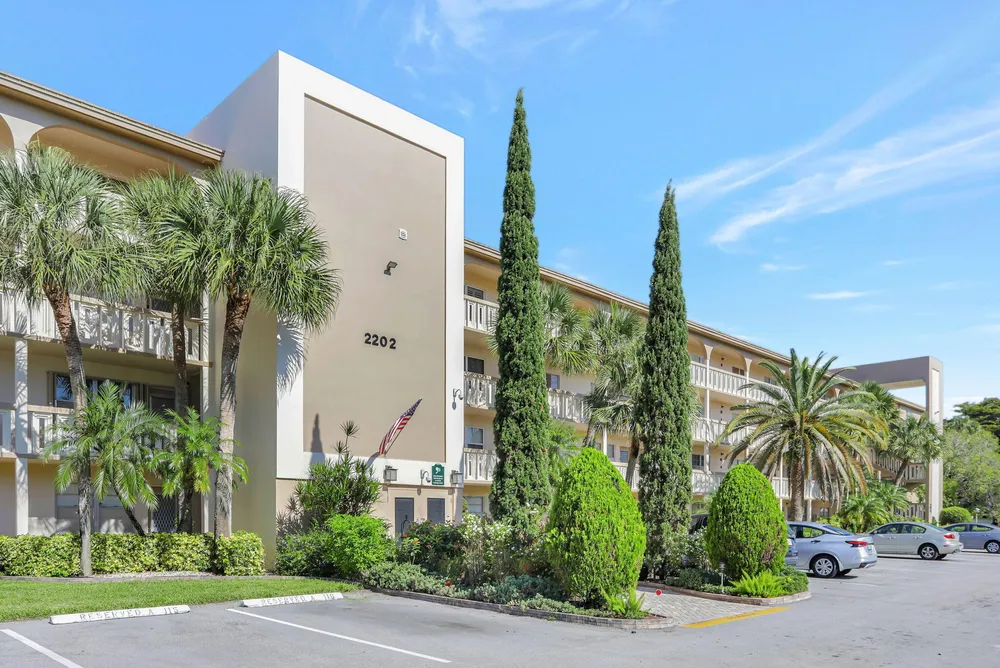 2202 Lucaya Bend, Coconut Creek, FL 33066
