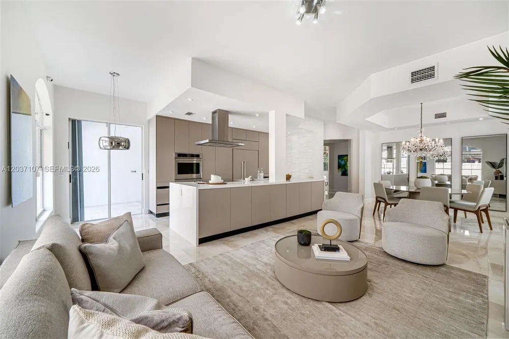 21156 NE 33rd Ave, Aventura, FL 33180