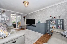 Gunning Road, Grays