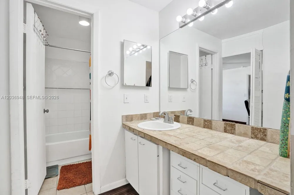 4555 SW 68th Court Cir, Miami, FL 33155